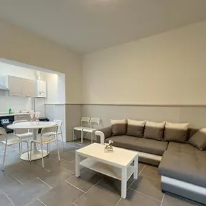 Holiday home Charbonnel 2 Bruxelles-charleroi-airport, Charleroi